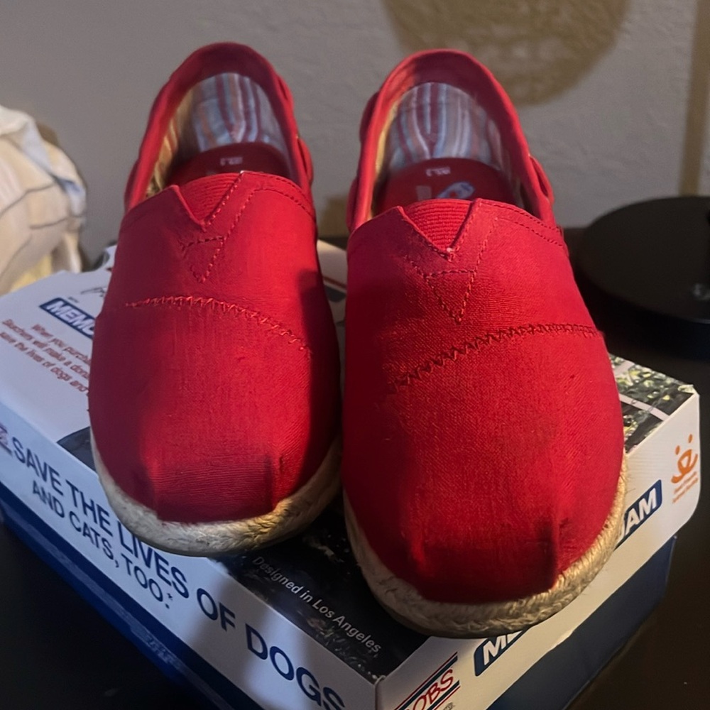 BOBS by Skechers